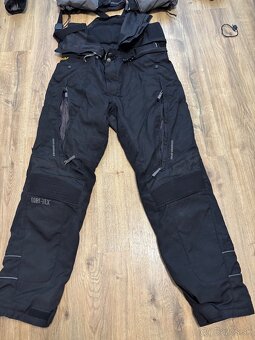 Dvojdielna Gore-Tex kombinéza na moto - 2