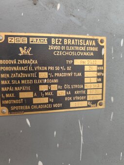 Bodová zváračka - 2