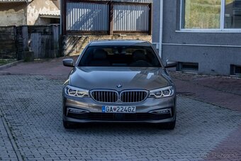 BMW Rad 5 530d xDrive A/T, 195kW, A8 / AJ NA SPLÁTKY - 2