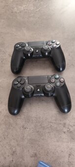 PS4 Slim 500GB + 2 ovládače + 4 hry – TOP STAV - 2