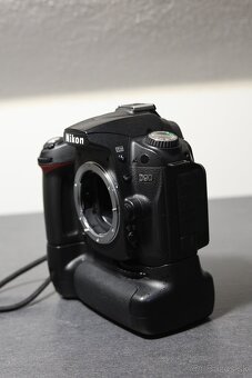 Nikon D90 + objektív 18-55mm - 2