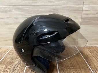 Prilba / Helma na skúter - 2