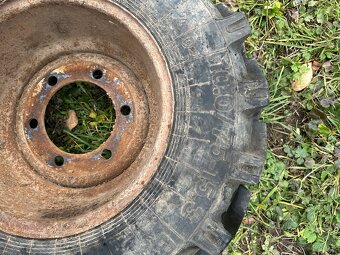 10/75-15,3 Koleso - 2