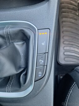 HYUNDAI I30 COMBI 1,4 BENZÍN ROK 2018 - 2