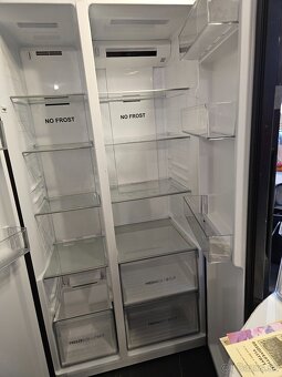 Americka chladnicka s mrazničkou - 2