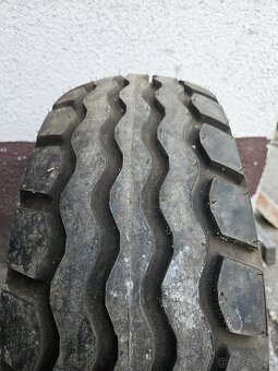 Pneu. 10.0/75 -15.3 - 2