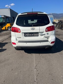 HYUNDAI Santa Fe - 2
