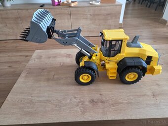 Volvo L125e RC model - 2