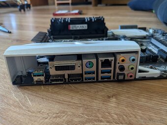 Z270-A, i7 6700K, 16Gb Ram - 2