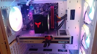 Predam novy herny PC /RTX3060Ti-O8G/RYZEN 5 5600/32GB DDR4 - 2