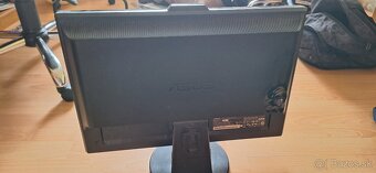 Predam monitor Asus 1650x1080 - 2