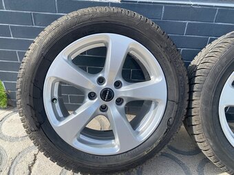 Borbet 5x120 235/55/17 - 2
