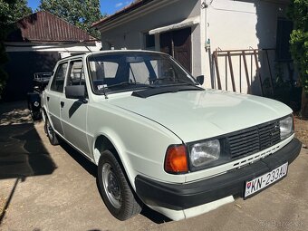 Skoda 105l s prívesnym vozikom - 2