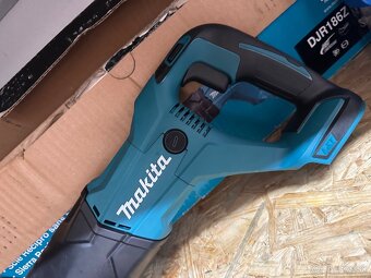 Makita DJR186 - 2
