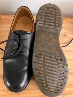 Martens 42 (41)  69,- euro (2xpouzité) - 2