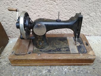 Šijací stroj Vesta, L. O. Dietrich, Altenburg. - 2