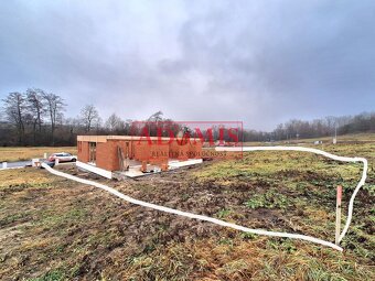 ADOMIS - predáme 4izbový bungalov 516m2, Šarišské Bohdanovce - 2