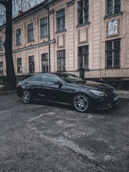 MERCEDES BENZ E 220 CDI AMG - LINE - 2