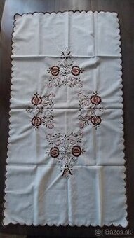 Vyšívaný obrus #13 - 2