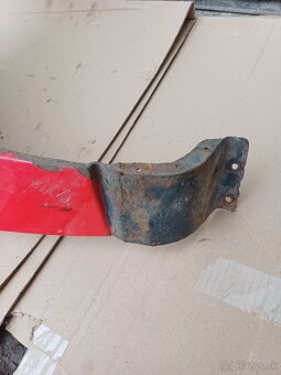 Predný blatník Audi A4 b5 - 2