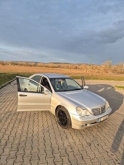 Predam mercedes c180 kompressor - 2