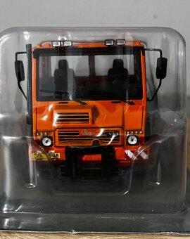 Praga UV 80  1:43 - 2