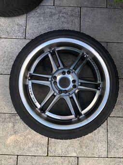 Elektróny Kosei racing - 2