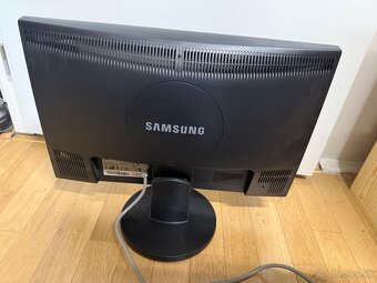 Samsung monitor 22435N - Funkčný - 2