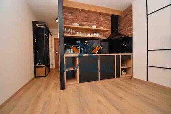 Nadštandardný apartmán na predaj – Hrebienok Resort II, Star - 2