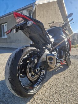 Suzuki gsx s1000 - 2