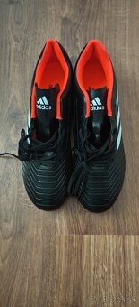 Adidas Predator halovky na futbal veľkosť EU 41 - 2