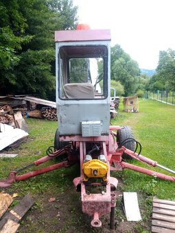 Predám nakladač UNHZ 750 - 2