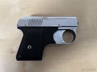 Poplasna pistol Start - 2