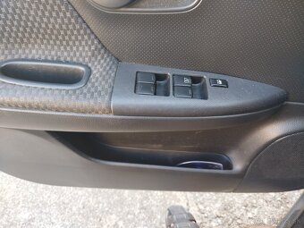 Predám Nissan Note benzín. - 2