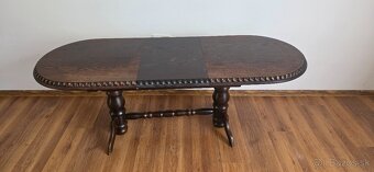 Ponúkam rozkladací stolík. - 2