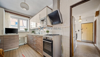 2-izbový byt na predaj -Svätoplukova ul. PRIEVIDZA - 2