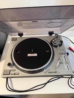 Predam gramofon Reloop RP7000 - 2