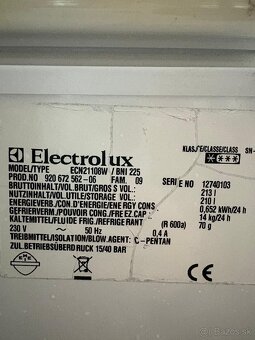 Mraznicka Elektrolux - 2