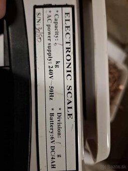 Predám digitálnu váhu do 6kg - 2