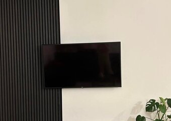 LG 49" 49UN71003LB - 2