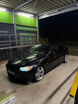 BMW 330d E90 -220kw TOP STAV - 2