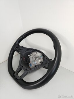 Skosený volant s radením f1 - 2