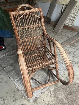 Predám hojdacie kreslo - 2