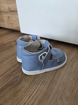 DETSKÉ CAPAČKY RAK modré veľ. 20 - 2