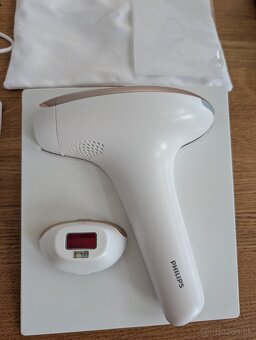 Lumea IPL 7000 series IPL epilator - 2