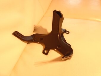 Yamaha R1 lešení - 2