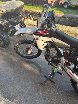 Predám Yamaha yzf 450 - 2