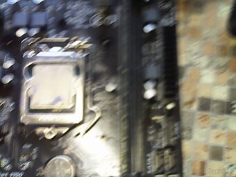 Gigabyte GA-H81M-S2H - 2