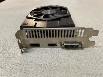 AMD R7 250 1GB - 2