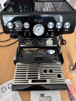 Sage BES875BKS - pakovy kavovar na espresso - 2